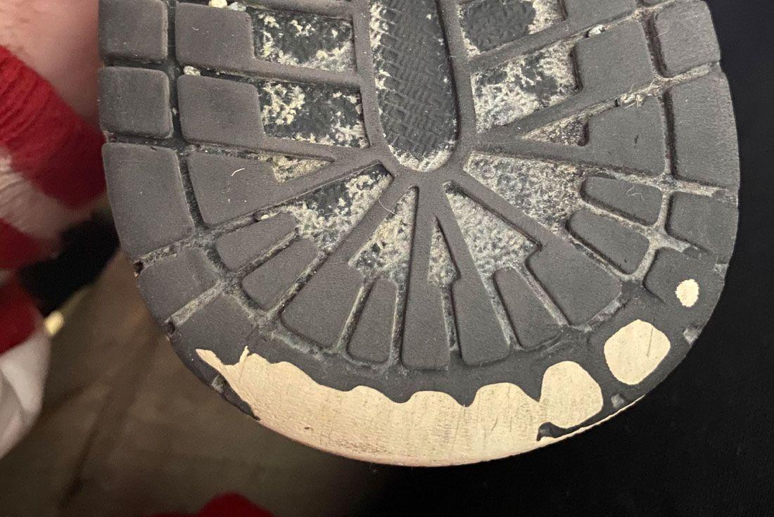 Outsole abrasion resistance and material durability reference